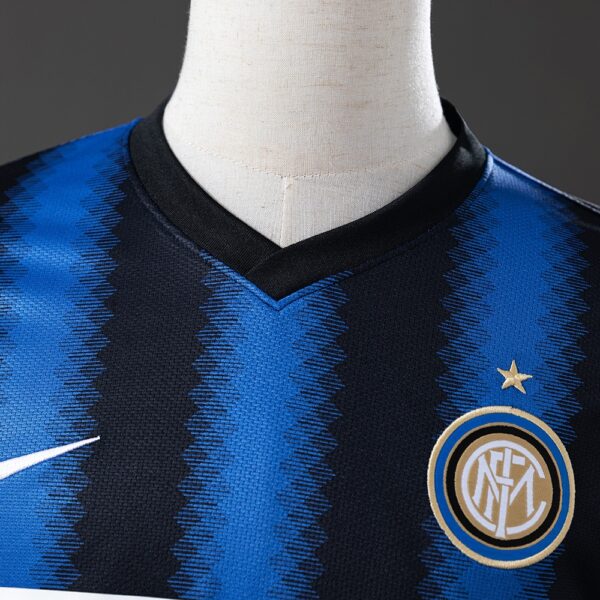 2010-11 INTER MILAN HOME