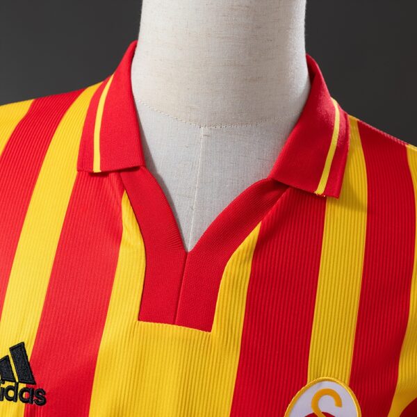 2000-01 GALATASARAY HOME