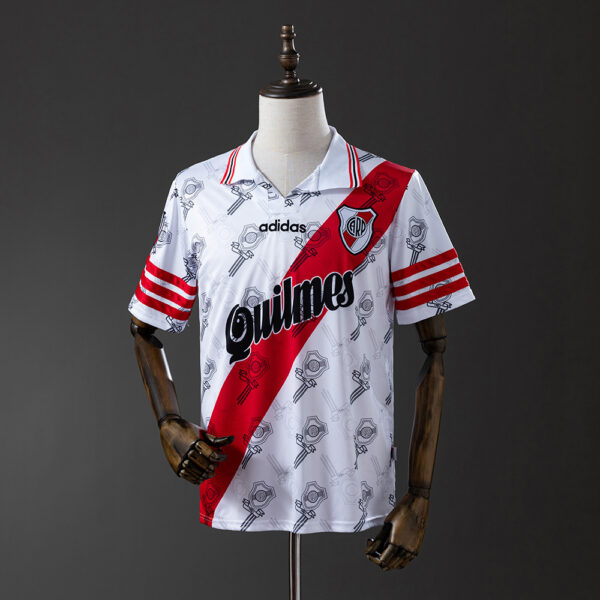 1996-97 RIVER PLATE HOME