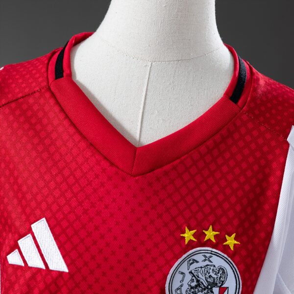 2025-26 AJAX HOME MEN AND KIDS KIT
