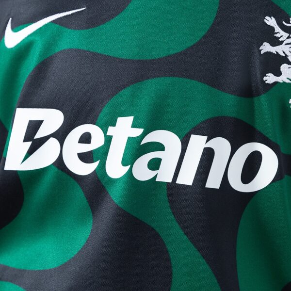 2025-26 SPORTING LISBON THIRD AWAY KIDS KIT