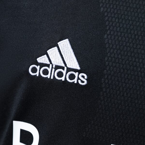 2001-02 REAL MADRID AWAY