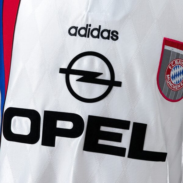 1996-98 BAYERN MUNICH AWAY