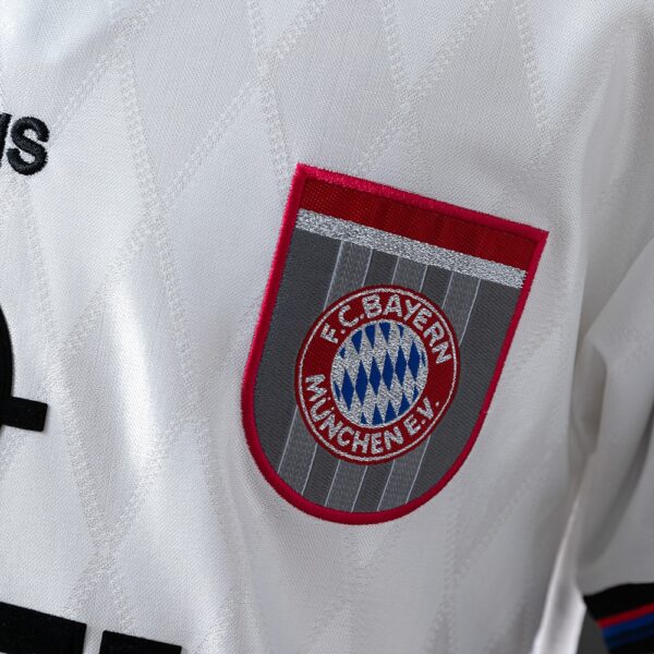 1996-98 BAYERN MUNICH AWAY