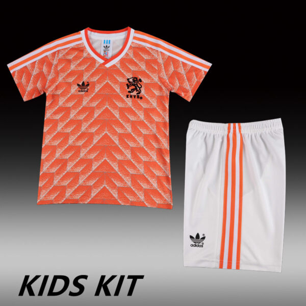 14ff856661-1.jpg 1988 NETHERLANDS HOME KIDS KIT