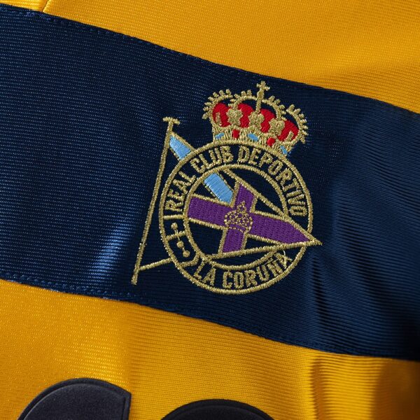 1999-00 DEPORTIVO LA CORUNA THIRD AWAY