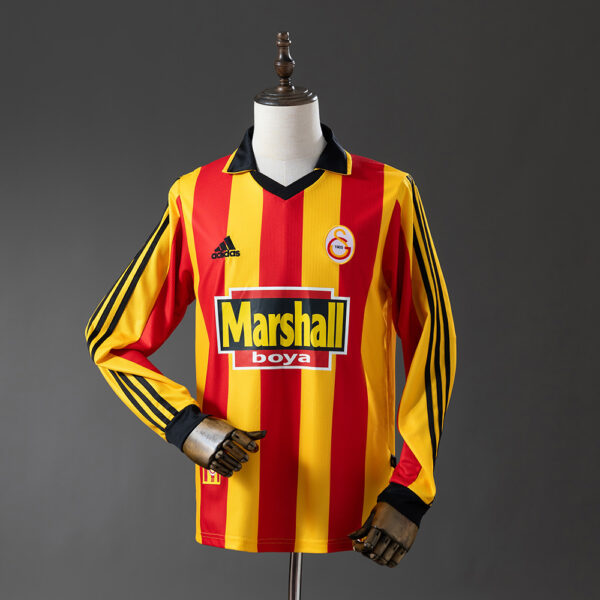 1d527ccecf.jpg 1999-00 GALATASARAY HOME LONG SLEEVES