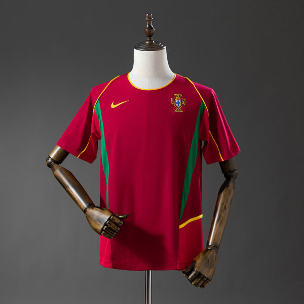2002 PORTUGAL HOME