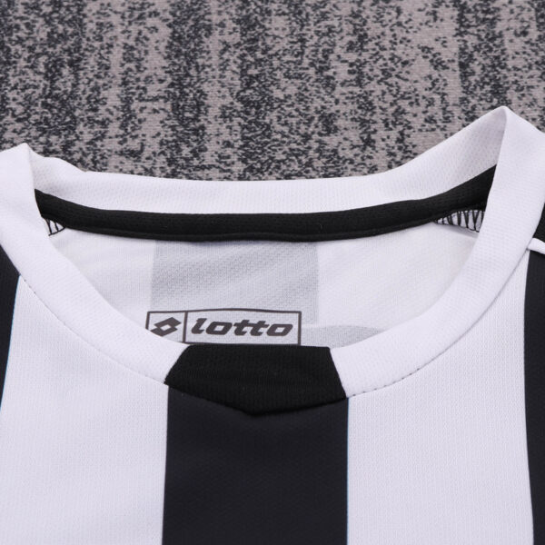 2002-03 JUVENTUS HOME KIDS KIT