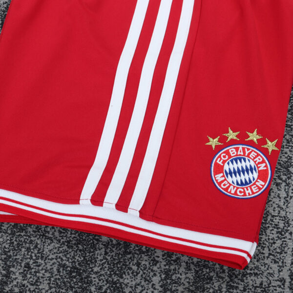 2013-14 BAYERN MUNICH HOME KIDS KIT