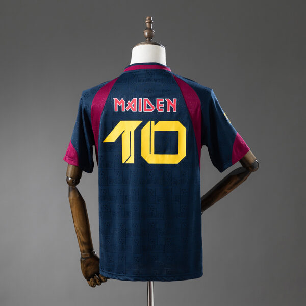 2010 WEST HAM UNITED HOME (IRON LADY)
