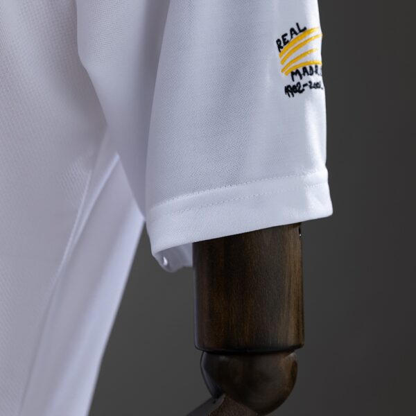 2002-03 REAL MADRID CHAMPIONS HOME
