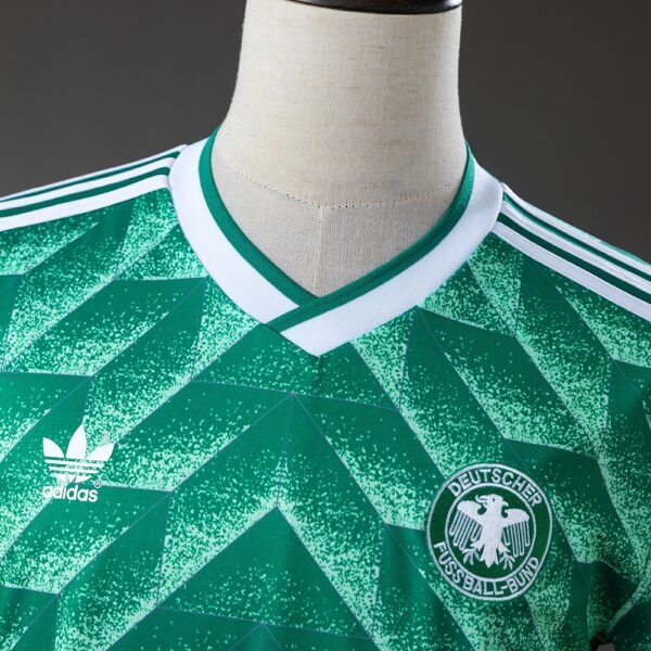 1990-91 GERMANY AWAY