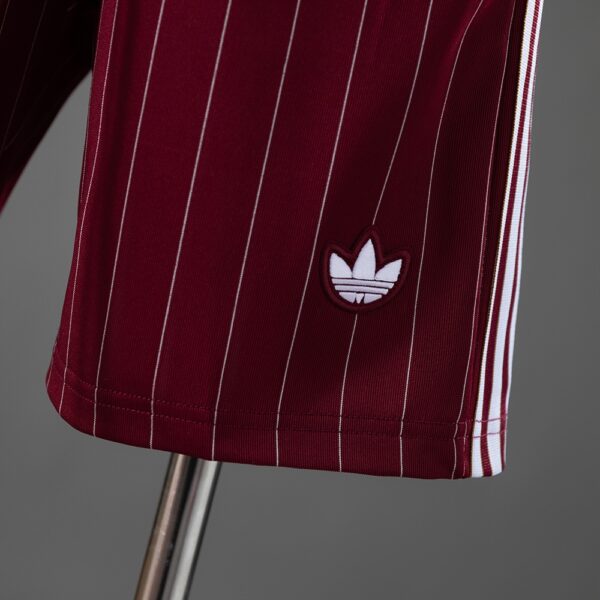 ARSENAL TERRACE ICONS SHORTS RED