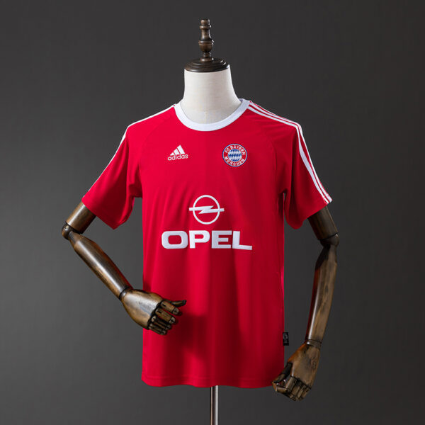 2000-01 BAYERN MUNICH HOME