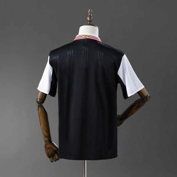 1997-98 BENFICA AWAY