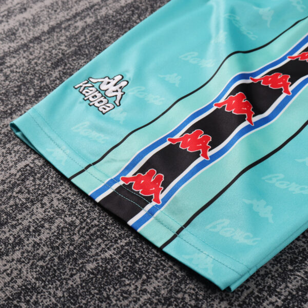 3017f562c2.jpg 1995-97 BARCELONA AWAY KIDS KIT