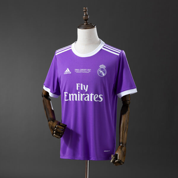 2016-17 REAL MADRID AWAY