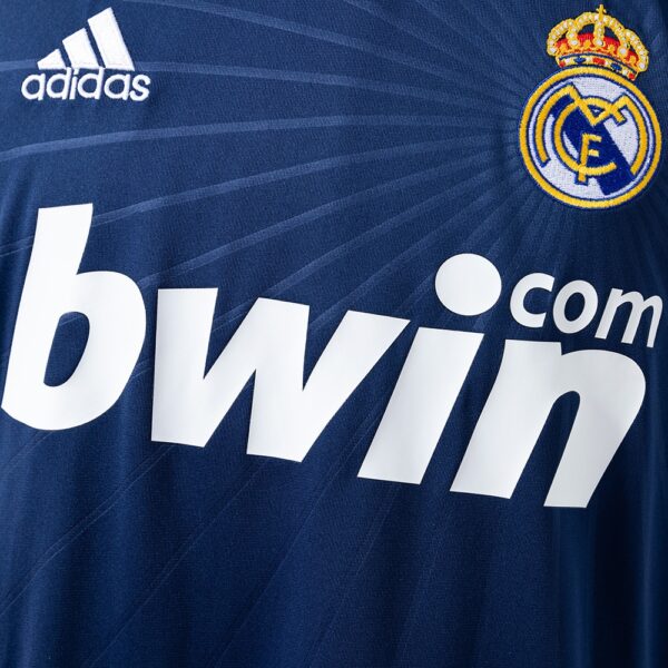 2010-11 REAL MADRID AWAY LONG SLEEVE