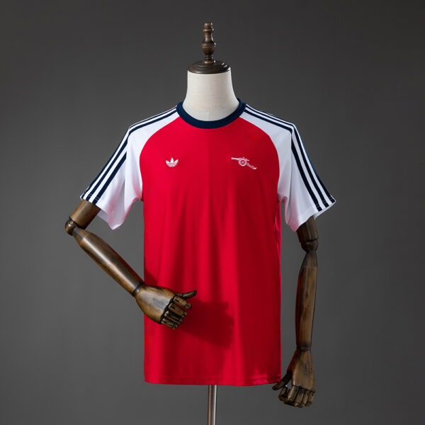 ARSENAL TERRACE ICONS T-SHIRT RED