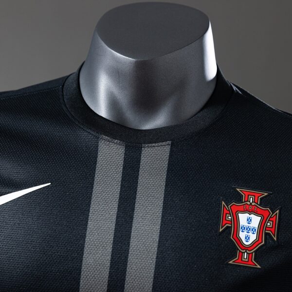 2013 PORTUGAL AWAY LONG SLEEVE (PLAYER VERSION)
