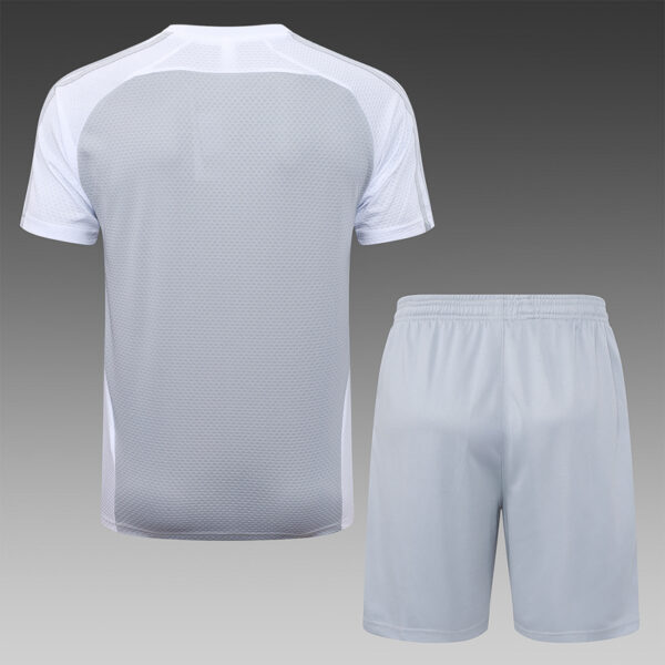 2025-26 REAL MADRID TRAINING SHIRT KIT