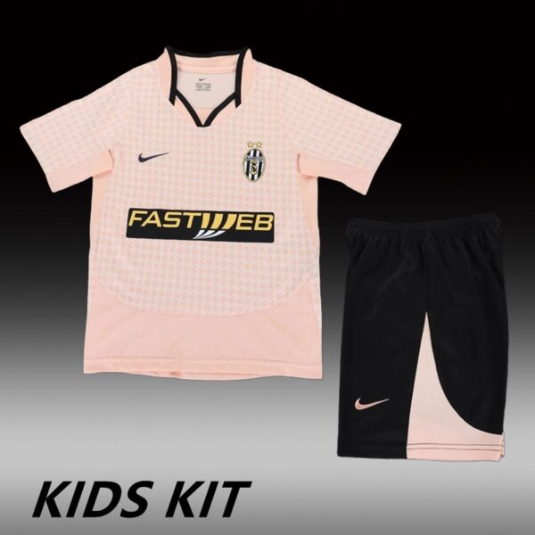 2003-04 JUVENTUS THIRD AWAY KIDS KIT