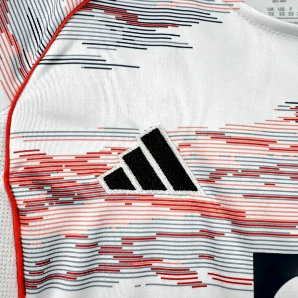 2025-26 BAYERN MUNICH AWAY MEN AND KIDS KIT