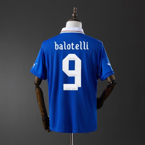 2012 ITALY HOME