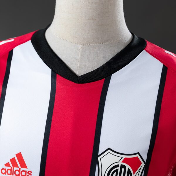 2003-04 RIVER PLATE AWAY