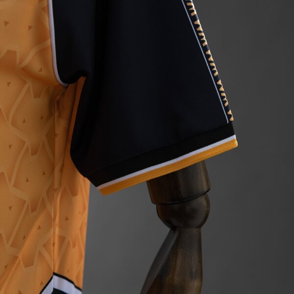 1996-98 WOLVES HOME
