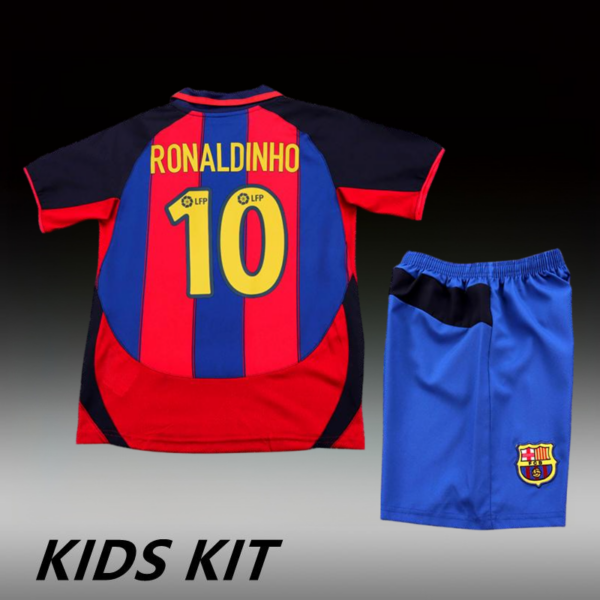 2003-04 BARCELONA HOME KIDS KIT