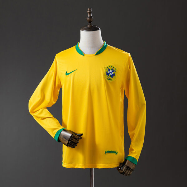 4984f54bf9.jpg 2006 BRAZIL HOME LONG SLEEVED