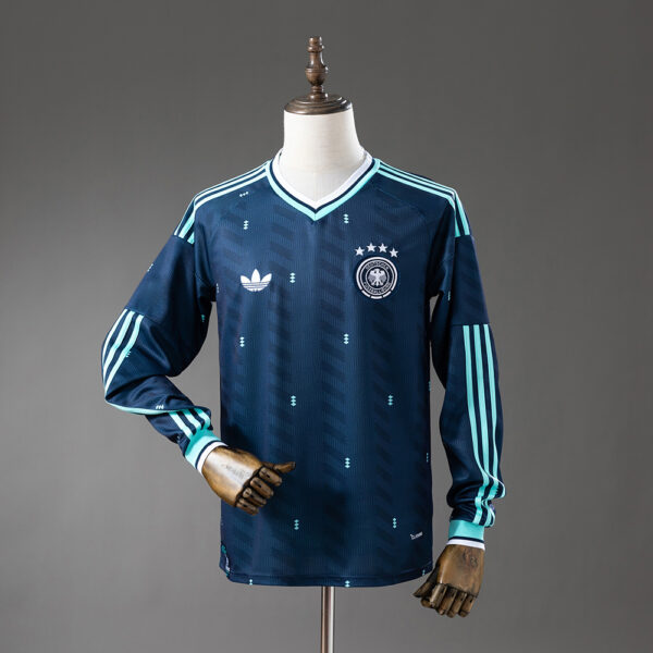 4cd913492a.jpg 2026 GERMANY WORLD CUP AWAY LONG SLEEVES (FAN VERSION)