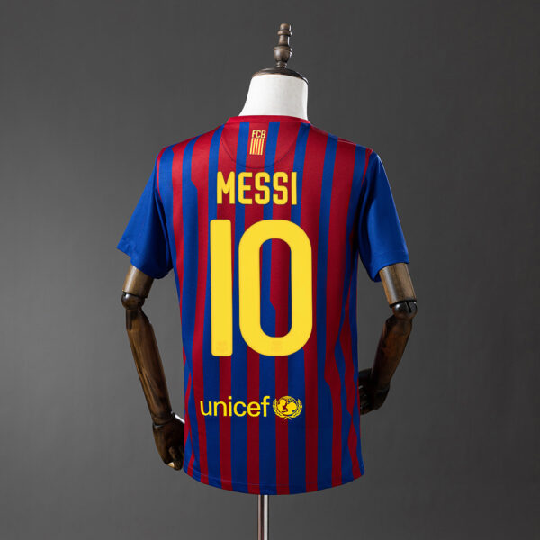 4ddd85157f.jpg 2011-12 BARCELONA HOME