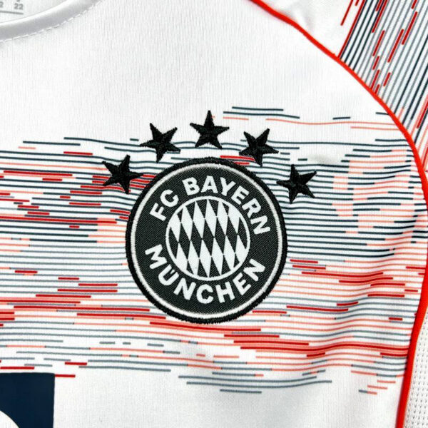 2025-26 BAYERN MUNICH AWAY MEN AND KIDS KIT