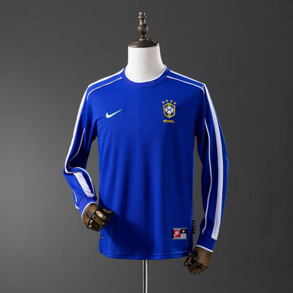 52f20b7c04.jpg 1998 BRAZIL LONG SLEEVE AWAY