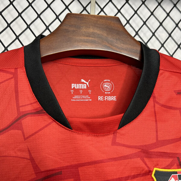 24-25 RENNAIS HOME