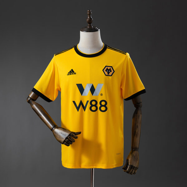 2018-19 WOLVES HOME