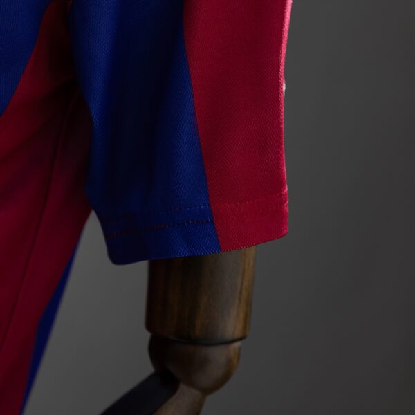 5acaf08de8.jpg 1998-99 BARCELONA HOME