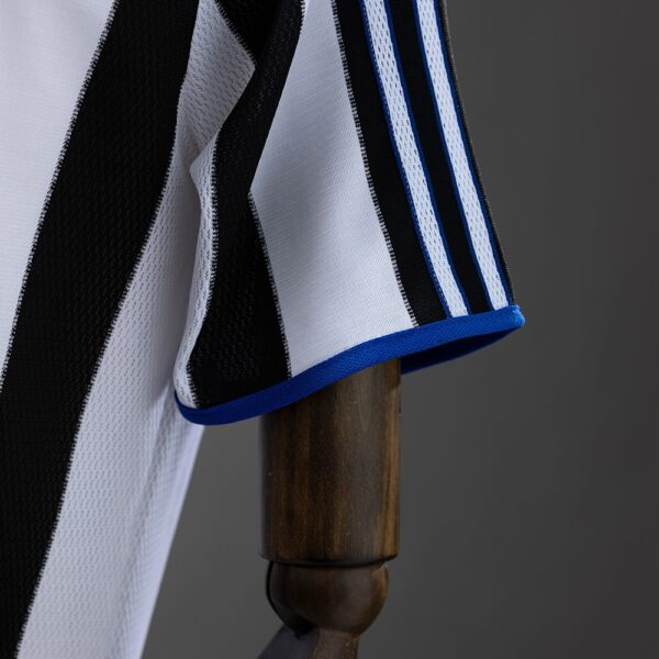 1999-00 NEWCASTLE HOME