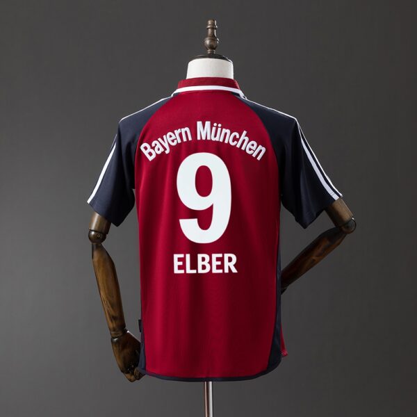 2001-02 BAYERN MÜNCHEN HOME