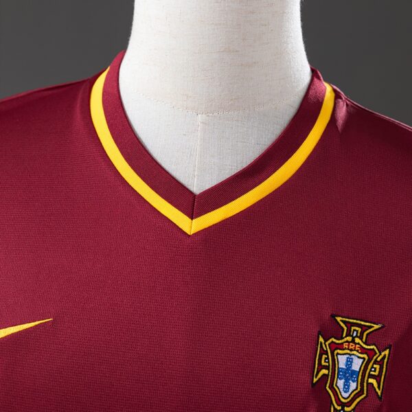 2000 PORTUGAL HOME