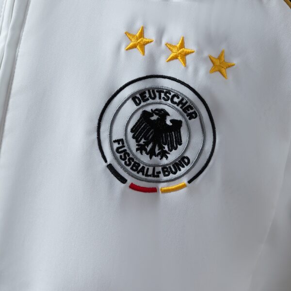 2008-09 GERMANY WINDBREAKER - WHITE