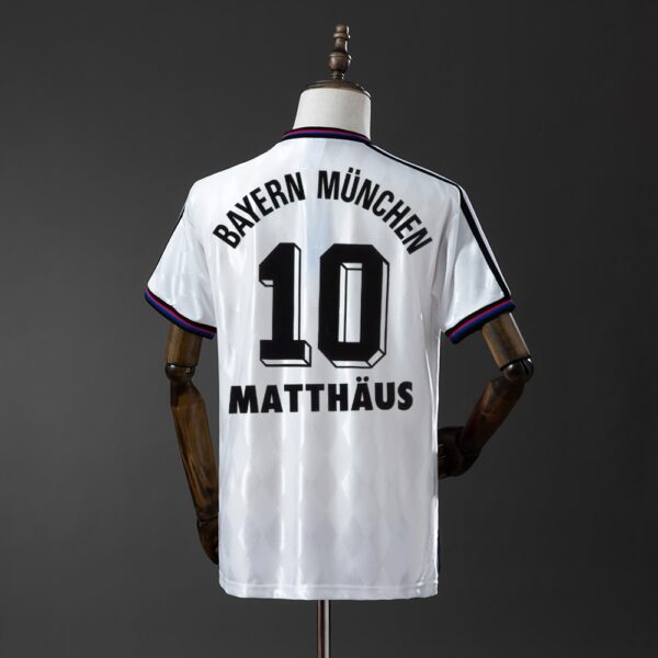 1996-98 BAYERN MUNICH AWAY