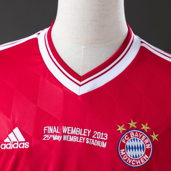 2013-14 BAYERN MUNICH HOME