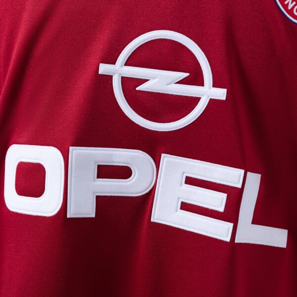 2001-02 BAYERN MÜNCHEN HOME