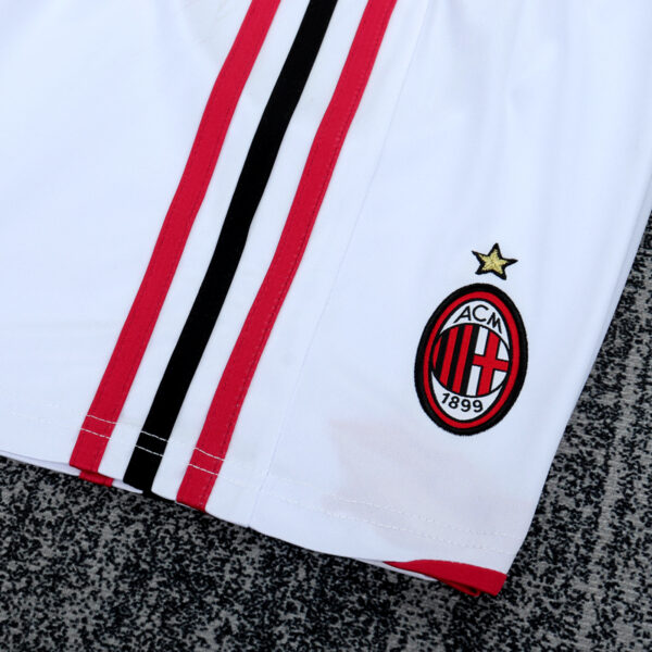 2009-10 AC MILAN AWAY KIDS KIT