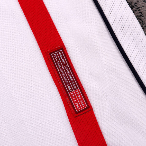 2002 ENGLAND HOME KIDS KIT