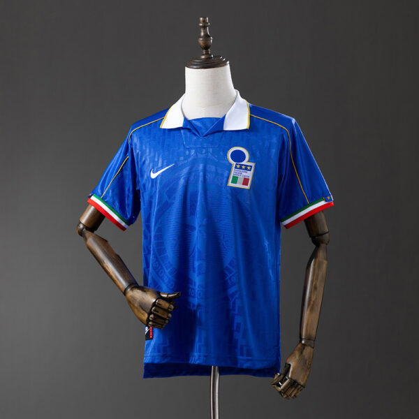 1995 ITALY HOME